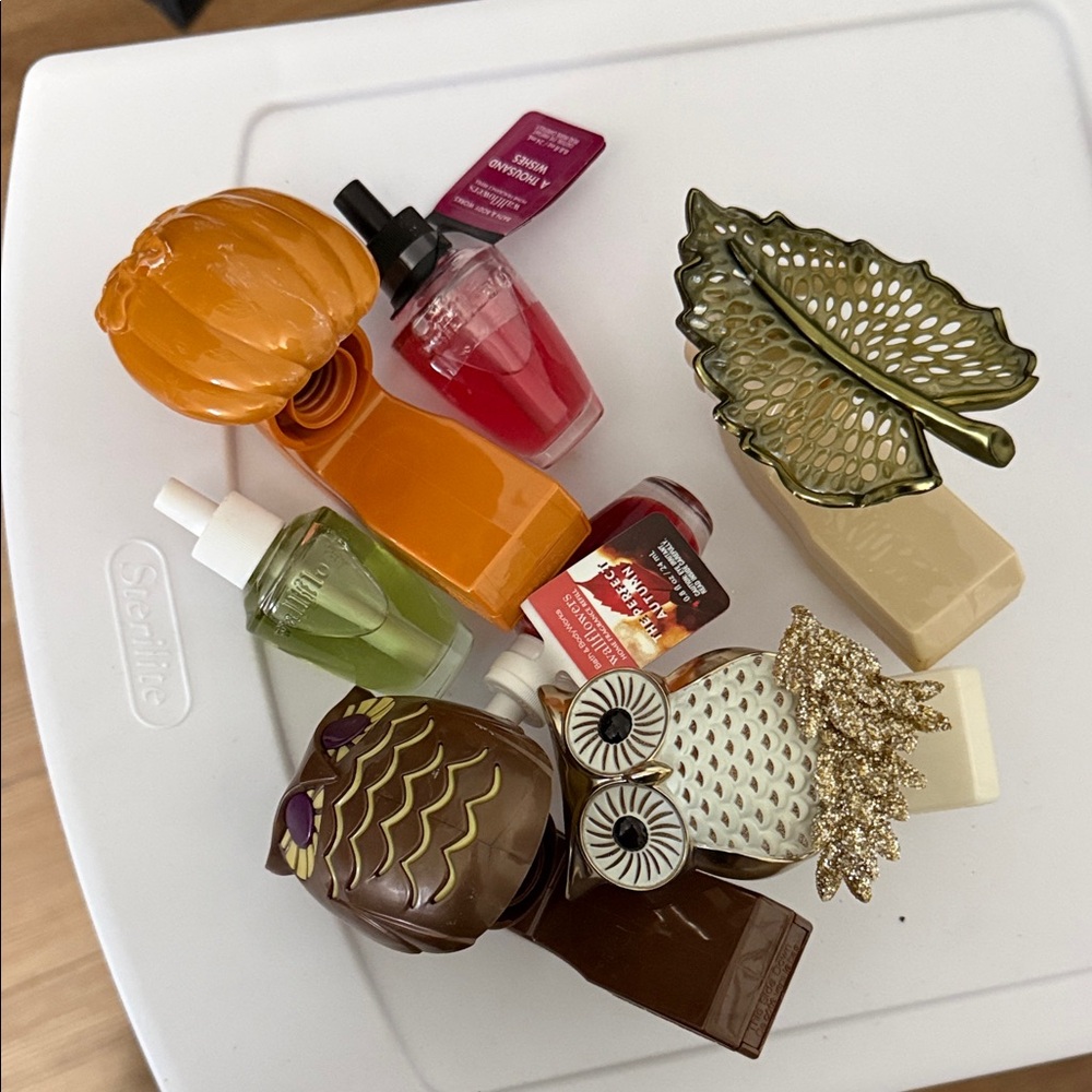 Bath and Body Works Wallflowers Owls, Leaf and Pumpkin